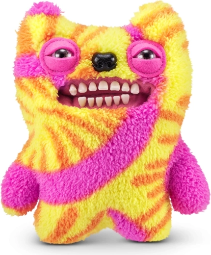 Jellegzetes fogak és kutyaorr