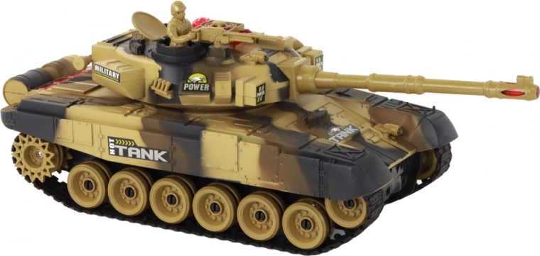 Egyenletes haladás és 300°-ban forgatható torony