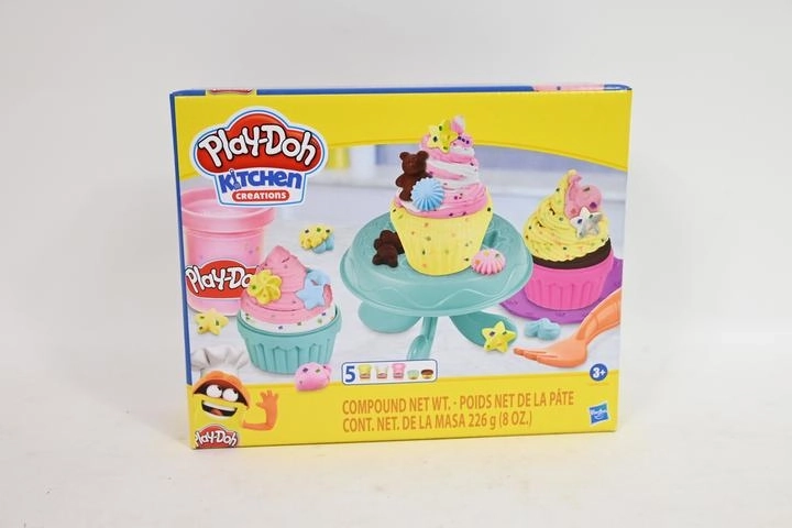 Play-Doh Kitchen Creations cupcake-készítő készlet