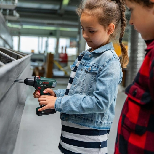 Ergonomikus markolat kis kezekhez