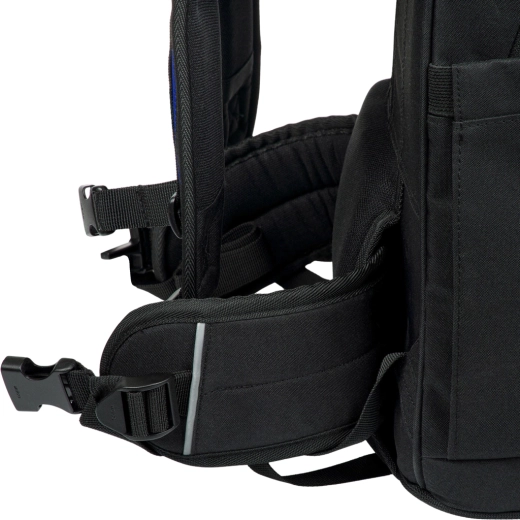 Stabilitás és kényelem a levehető derékpánttal