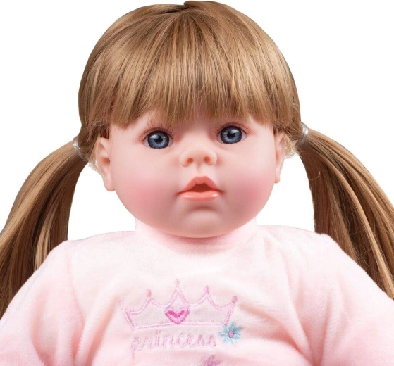 Csehül beszél és énekel