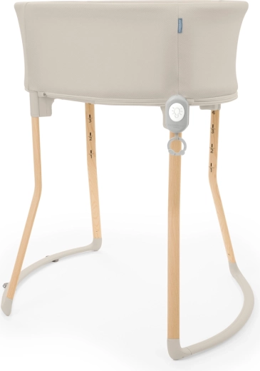 Ingenuity My Height™ babaöböl szülői ágy mellé, fényekkel, hangokkal és rezgéssel