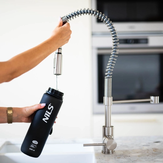 Kényelmes töltés és a folyadékbevitel nyomon követése