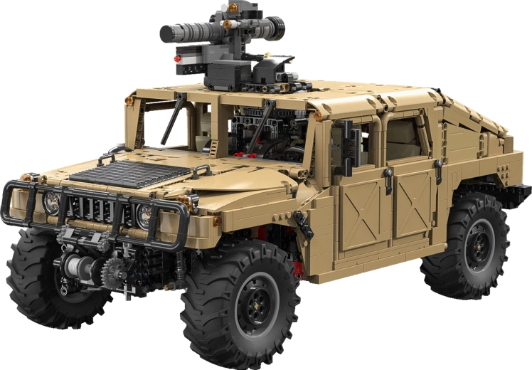 Forgatható torony, gránátvető és géppuska