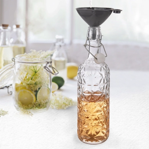 Tiszta és pontos töltés csepegés nélkül