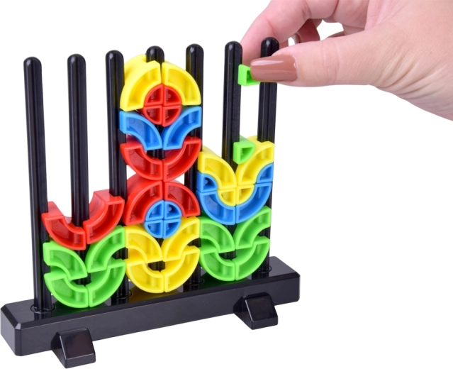 Színes, tartós elemek kis kezekhez