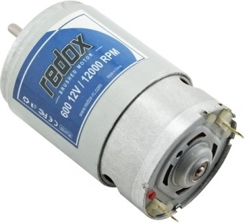 Akár 12000 ford./perc terheletlenül 12 V mellett