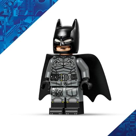 Textilköpenyt viselő Batman minifigura