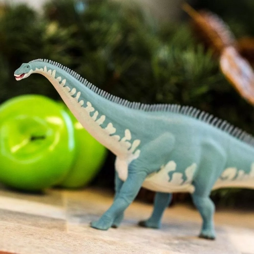 Extra nagy figura egy kiadós dinoszauruszos mókához