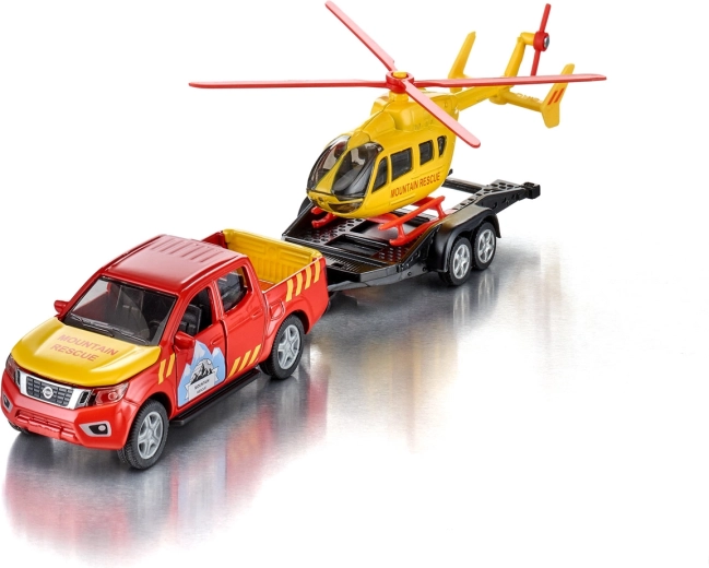 Helikopter szállítása utánfutón