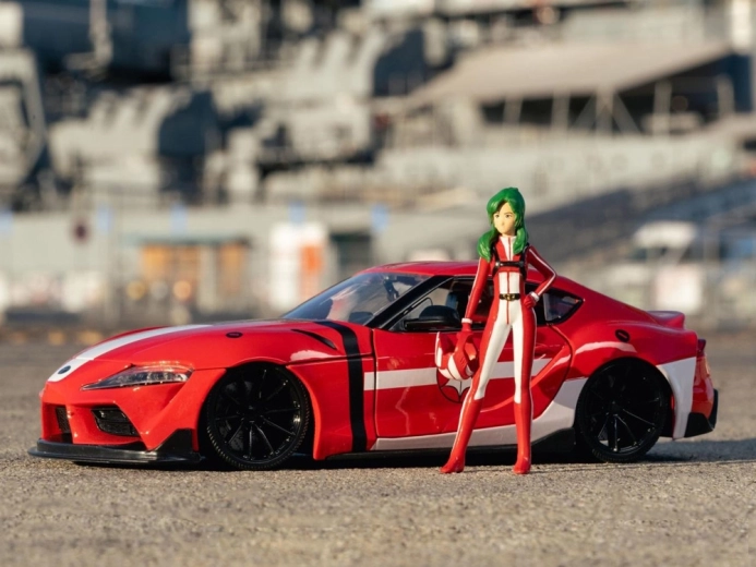 Miriya Sterling figura a ROBOTECH-ből