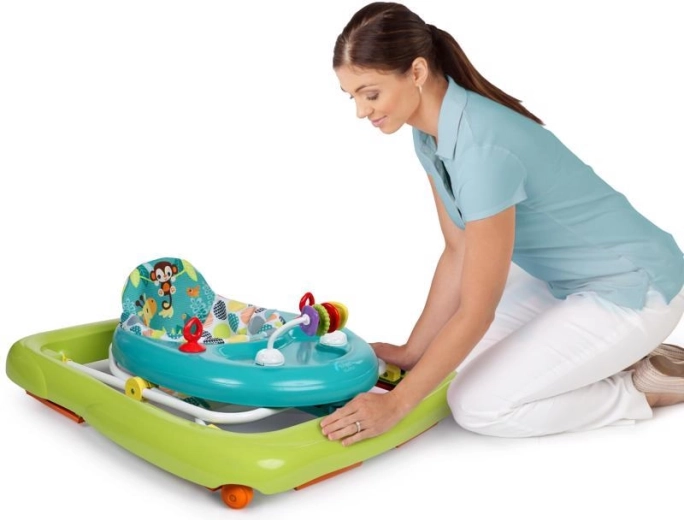 A gyermekkel együtt nő és könnyen tárolható