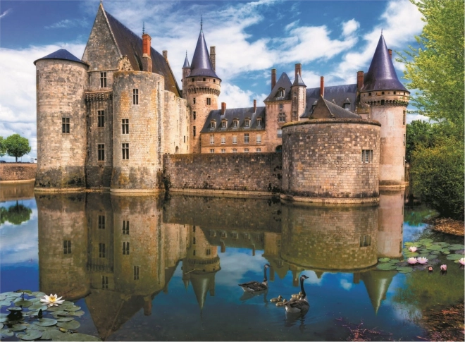 3000 darabos kirakó Sully-sur-Loire kastély Franciaország