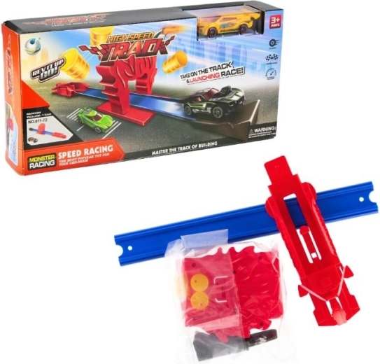 Versenypálya kisautóval és kilövő rámpával