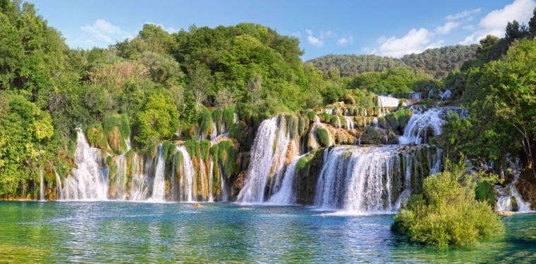 Puzzle 4000 darabos KRKA vízesések, Horvátország CASTORLAND