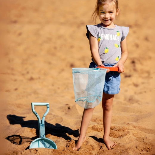Kompakt 2 az 1-ben: lapát és háló
