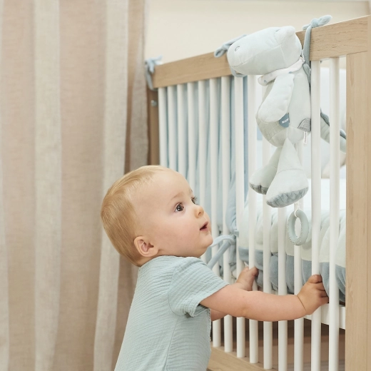 Biztonságos rögzítés a baba környezetében