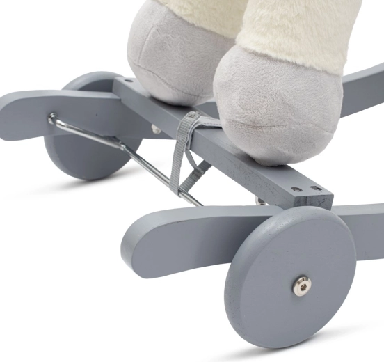 2 az 1-ben: hintázás és gurulás kerekeken