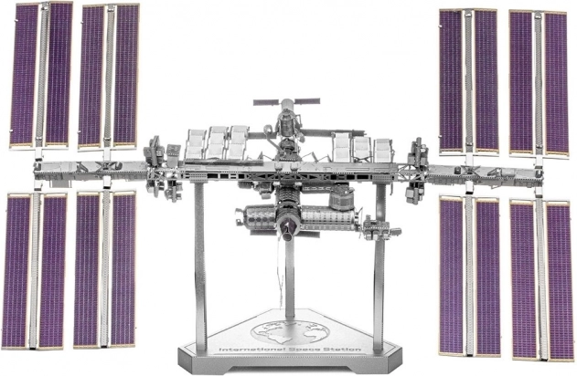 METAL EARTH 3D puzzle Nemzetközi Űrállomás (ICONX)
