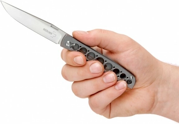 Finom nyitás és biztos zár