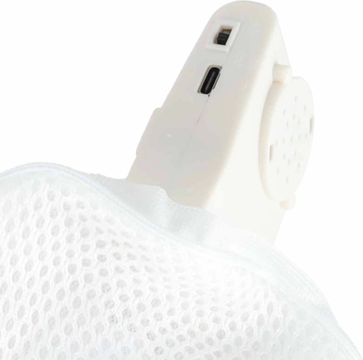 USB-töltés és távirányítás
