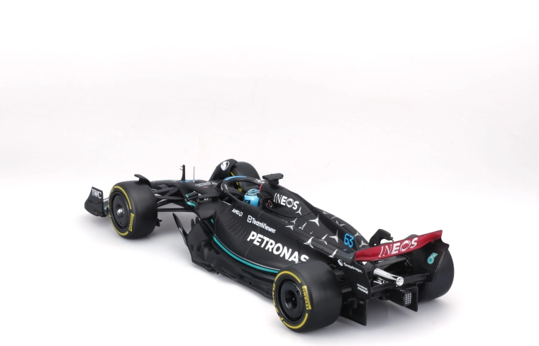 Fém szerkezet és valósághű aerodinamika