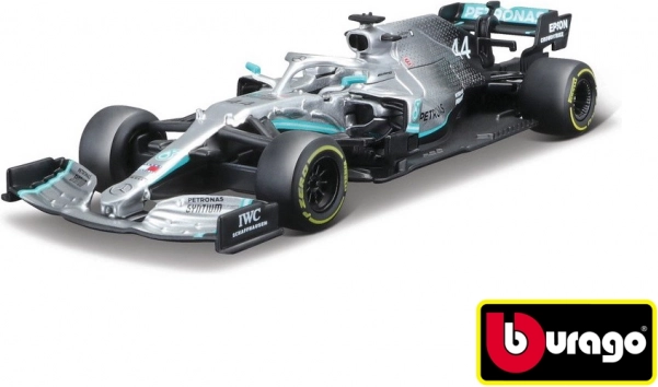 Bburago 1:43 Mercedes AMG Petronas F1 válogatás 18-38136