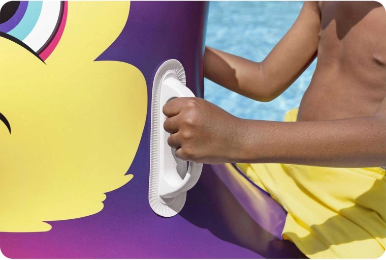 Erős fogantyúk a biztonságért és kényelemért