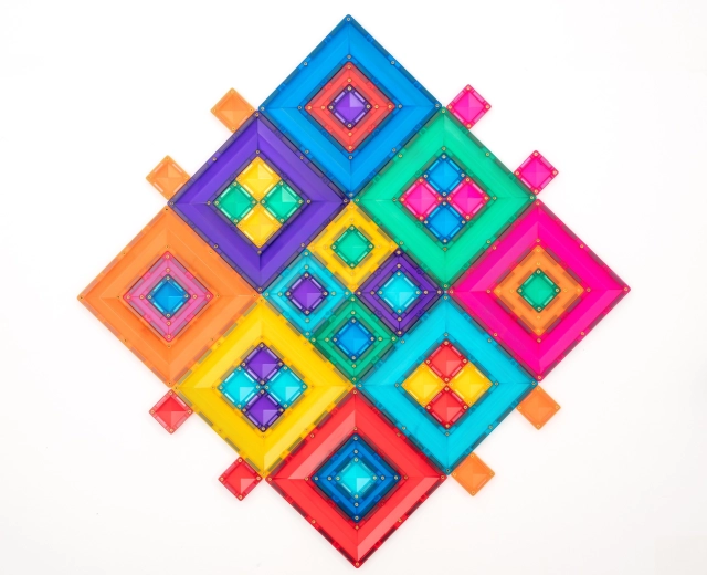 Átlátszó színek, amelyek ösztönzik a kreativitást