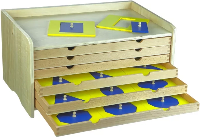 Montessori geometriai komód