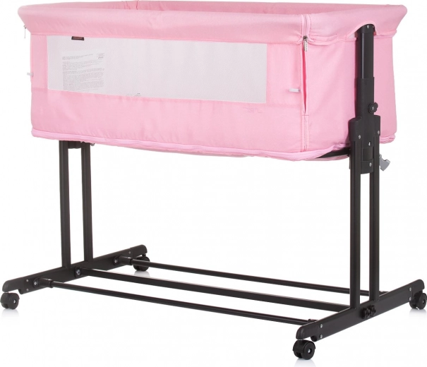 Légáteresztő hálós panelek és cipzáras bejárat