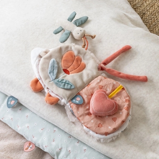 Változatos textúrák és címkék a tapintás fejlesztéséhez