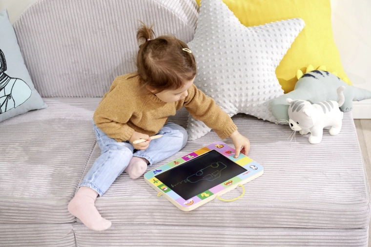 Könnyű és hordozható tábla a mindennapi alkotáshoz