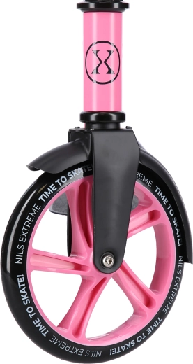 Gyors és egyenletes haladás a 200 mm-es kerekeknek és ABEC 7-nek köszönhetően