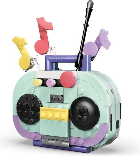 Retró boombox és lemezjátszó