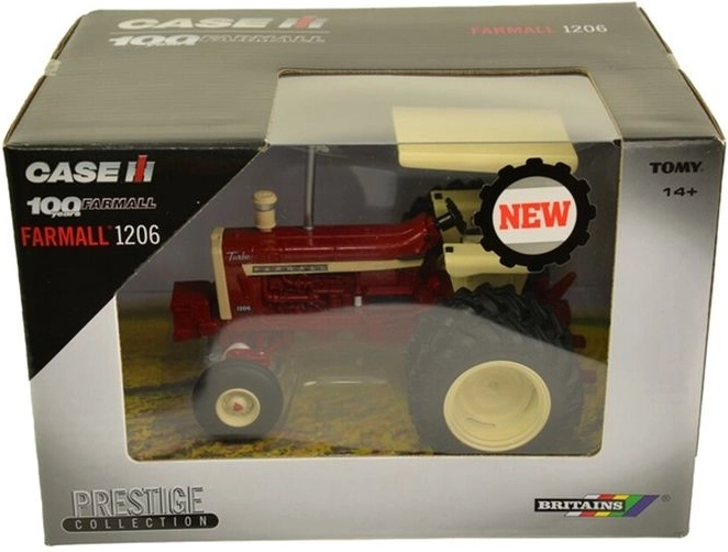 Britains Case IH Farmall 1206 traktor 1:32 méretarányban