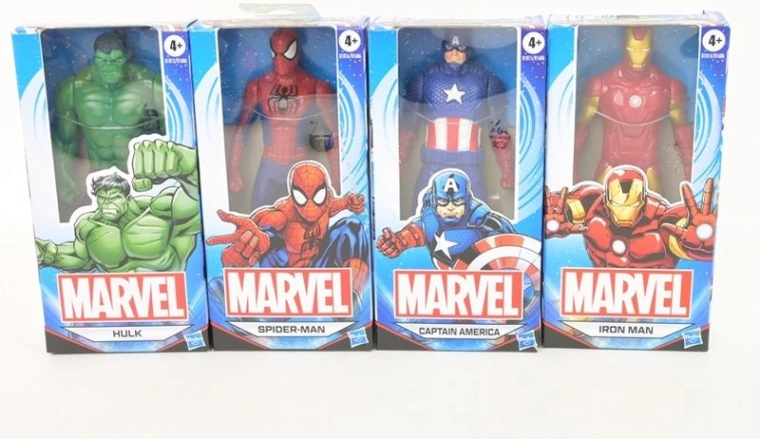 Hasbro Marvel akciófigura 12 cm (4 változat)