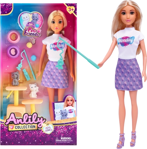 Baba cicákkal és macskafával