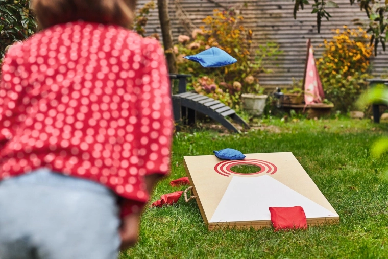 Cornhole dobálós játék