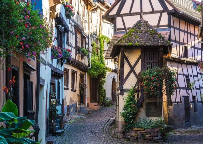 Eguisheim, Francia kirakó 1000 darabbal
