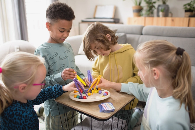 Cikcak – motorikus társasjáték gyerekeknek