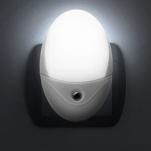 Phenom LED éjszakai tájékozódási lámpa fényérzékelővel, fehér