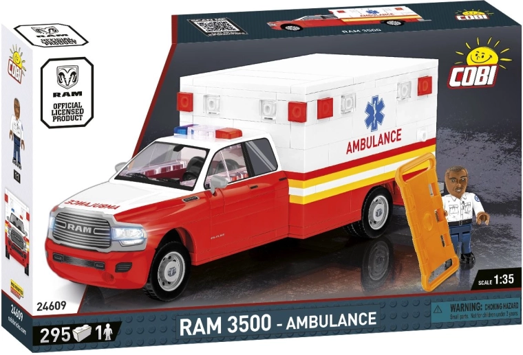 Cobi RAM 3500 mentőautó 1:35 (295 kocka)