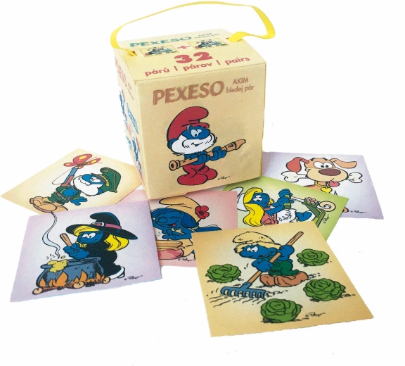 Hupikék törpikék pexesó papírdobozban