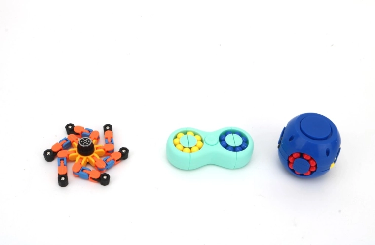 Brain puzzle logikai játékok: kígyó, kocka és golyós – 1 db