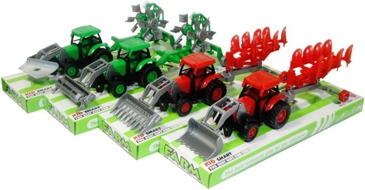 Traktor kiegészítő géppel