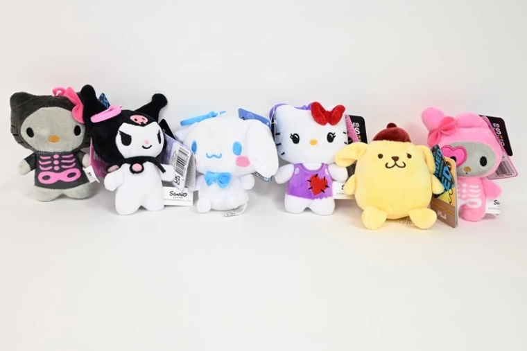 Hello Kitty kulcstartó 14 cm (6 változat)