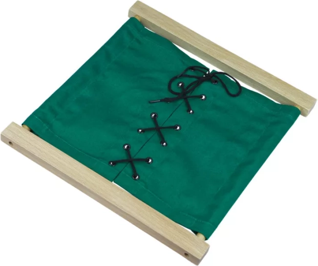 Montessori fűzős öltöztetőkeret