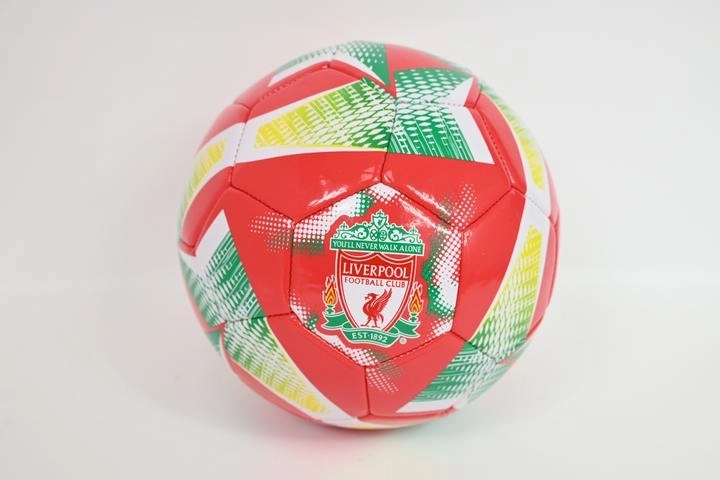 Liverpool spirál mintás futballlabda, 5-ös méret